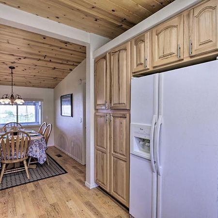 Rustic Bullhead City Retreat With Porch And Views Esterno foto
